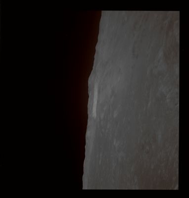 AS 10-31-4568 - Palus Somni
Image Collection:  70mm Hasselblad 
Mission:  10 
Magazine:  31 
Magazine Letter:  R 
Latitude: approx. 14,1° North
Longitude: approx 45,0° East
Dimensions of Palus Somni: approx. 140 Km across
Film Type:  3400 
Film Width:  70 mm 
Film Color:  black & white 
Feature(s):  PALUS SOMNI
Parole chiave: The Moon from orbit - Palus Somni