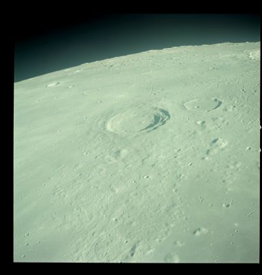 AS 12-51-7543 - Craters and Highlands
nessun commento
Parole chiave: The Moon from orbit - Craters and Highlands
