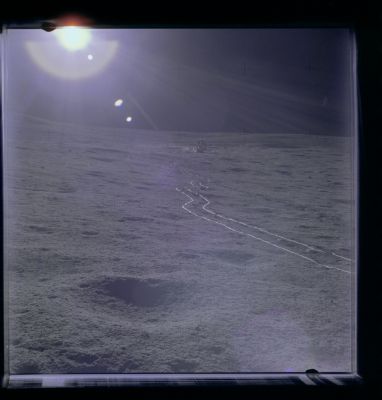 AS 14-67-9368 - Up-Sun (Special Processing by Lunexit)
Similar to AS 14-67-9367.

Parole chiave: Lunar Surface - Disturbed and Undisturbed Soil