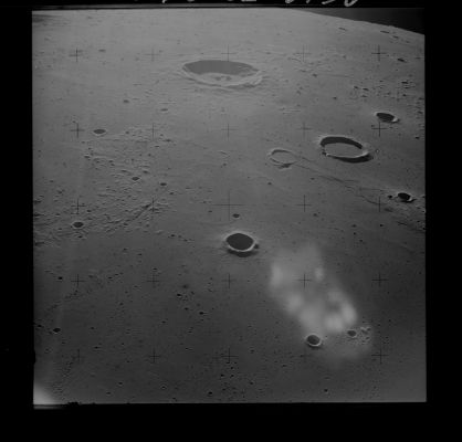 AS 14-70-9837 - Alien Spaceship or just an unusual Reflection?
nessun commento
Parole chiave: The Moon from orbit - Controversial Frame