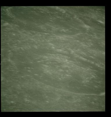 AS 14-72-10026 - Hirayama and Mare Smythii
Image Collection:  70mm Hasselblad 
Mission: Apollo 14 
Magazine: 72 
Magazine Letter: L 
Latitude: 3° South
Longitude: 86,5° East
Film Type: SO-368 
Film Width: 70 mm 
Film Color: color 
Feature(s): Hirayama Area and Mare Smythii
Parole chiave: The Moon from orbit - Hirayama and Mare Smythii