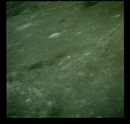 AS 14-73-10092 - A few good Craters...
Image Collection:  70mm Hasselblad 
Mission: Apollo 14 
Magazine:  73 
Magazine Letter:  M 
Latitude: 12,5° South
Longitude: 2° West
Lens Focal Length:  250 mm 
Film Type:  SO-368 
Film Width:  70 mm 
Film Color:  color 
Feature(s):  Alpetragius and Alphonsus
Parole chiave: The Moon from orbit - Craters