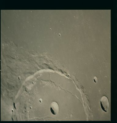 AS 15-91-12366 - Flying over Posidonius Crater (3)
nessun commento
Parole chiave: The Moon from orbit - Craters - Posidonius