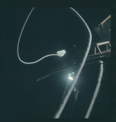 AS 15-96-13098 - Worden's EVA (NASA/L&PI Original)
nessun commento
Parole chiave: Astronauts - Alfred M. Worden