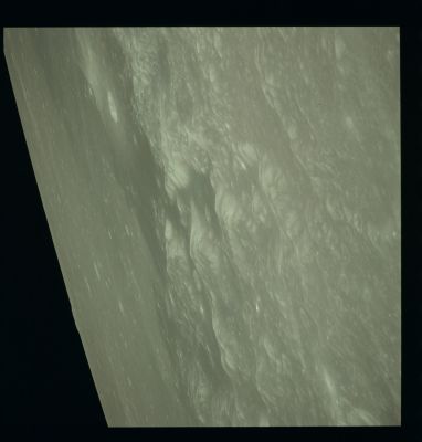 AS 17-148-22770 - The Landing Site!
Image Collection:  70mm Hasselblad 
Mission:  17 
Magazine:  148 
Magazine Letter:  NN 
Revolution:  66 
Latitude: 20,0° North
Longitude: 30,5° East
Lens Focal Length:  250 mm 
Camera Look:   --
Camera Tilt:  67° 
Camera Azimuth:  301 
Camera Altitude:  112 Km 
Sun Elevation:  60° 
Mission Activity:  REV 66 
Film Type:  SO-368 
Film Width:  70 mm 
Film Color:  color 
Index Map:  http://www.lpi.usra.edu/resources/mapcatalog/apolloindex/apollo17/as17indexmap05/ 
Feature(s):  APOLLO 17 LANDING SITE
Parole chiave: The Moon from orbit - Landing Sites - Apollo 17