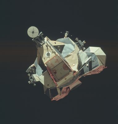 AS 17-149-22858 - The "Challenger", in Space (2)
nessun commento
Parole chiave: Lunar Module