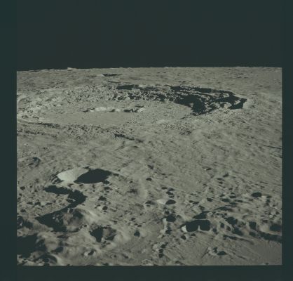 AS 17-151-23260 - The magnificent Copernicus Crater
Image Collection:  70mm Hasselblad 
Mission:  17 
Magazine:  151 
Magazine Letter:  OO 
Revolution:  63 
Latitude:  5,6° North
Longitude: 19,6° East
Lens Focal Length:  250 mm 
Camera Tilt:  64° 
Camera Azimuth:  180 
Camera Altitude:  114 Km 
Sun Elevation (on Local Horizon):  53° 
Mission Activity:  REV 63 
Film Type:  SO-368 
Film Width:  70 mm 
Film Color:  color
Feature(s):  COPERNICUS, GAY-LUSSAC and GAY-LUSSAC A
Parole chiave: The Moon from orbit - Craters - Copernicus, Gay Lussac and Gay Lussac A