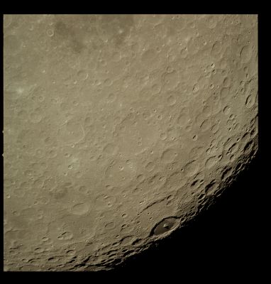 AS 17-152-23323 - Mare Smythii, Milne and Pasteur Crater (elab. in true colors by Lunexit)
Image Collection:  70mm Hasselblad 
Mission:  17 
Magazine:  152 
Magazine Letter:  PP 
Mission Activity:  TEC 
Film Type:  SO-368 
Film Width:  70 mm 
Film Color:  color 

Parole chiave: The Moon from Space - Mare Smythii, Milne and Pasteur