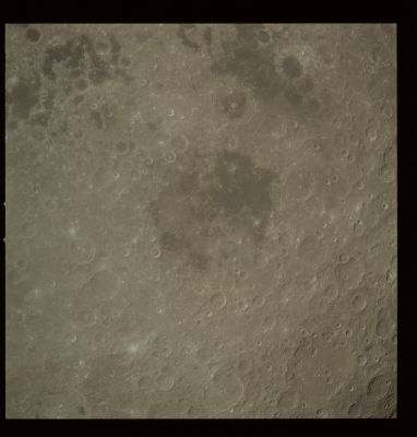 AS 17-152-23326 - Lunar Maria: Marginis, Smythii and Spumans (elab. in true colors by Lunexit)
Image Collection:  70mm Hasselblad 
Mission:  17 
Magazine:  152 
Magazine Letter:  PP 
Mission Activity:  Trans Earth Coast
Film Type:  SO-368 
Film Width:  70 mm 
Film Color:  color
Parole chiave: The Moon from Space - Mare Marginis, Mare Smythii and Spumans