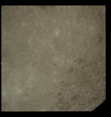 AS 17-152-23332 - Humboldt and Mare Australe (elab. in true colors by Lunexit)
nessun commento
Parole chiave: The Moon from Space - Mare Australe and Humboldt
