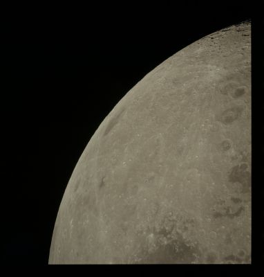AS 17-152-23335 - Gauss
nessun commento
Parole chiave: The Moon from Space - Gauss