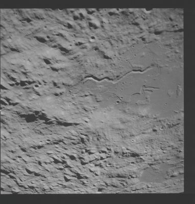 AS 17-153-23581 - Sinuous Lunar "River" (South of Conon Crater)
Image Collection:  70mm Hasselblad 
Mission:  17 
Magazine:  153 
Magazine Letter:  MM 
Revolution:  39 
Latitude: 19,1° North
Longitude: 1,4° East
Lens Focal Length:  80 mm 
Camera Altitude:  105 Km 
Sun Elevation (on Local Horizon):  10° 
Mission Activity:  REV 39 
Film Type:  SO-368 
Film Width:  70 mm 
Film Color:  color
Feature(s):  CONON, SOUTH OF
Parole chiave: The Moon from orbit - Mountains and Through