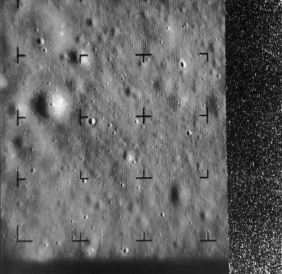 The Moon from Ranger-8: Mare Tranquillitatis (3)
Caption NASA:"Last image taken by Ranger 8 camera-A from a distance of 4,2 Km, 2" before impact on 20 February 1965. The area shown is at 2,7° North Lat. and 24,55° East Long.; the image is about 1,4 Km across. The right side of the image is missing because Ranger 8 crashed before completing transmission. This area is about 60 Km away from the Apollo 11 Landing Site in the Sea of Tranquillity. These Ranger close-ups showed for the first time that even areas on the Moon which looked smooth from Earth were peppered with small impact craters. North is up (Ranger 8, A060)".
Parole chiave: The Moon