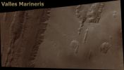 Valles_Marineris-h0471_0001_nd3.jpg